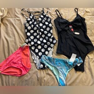 Swim suits (4 items)